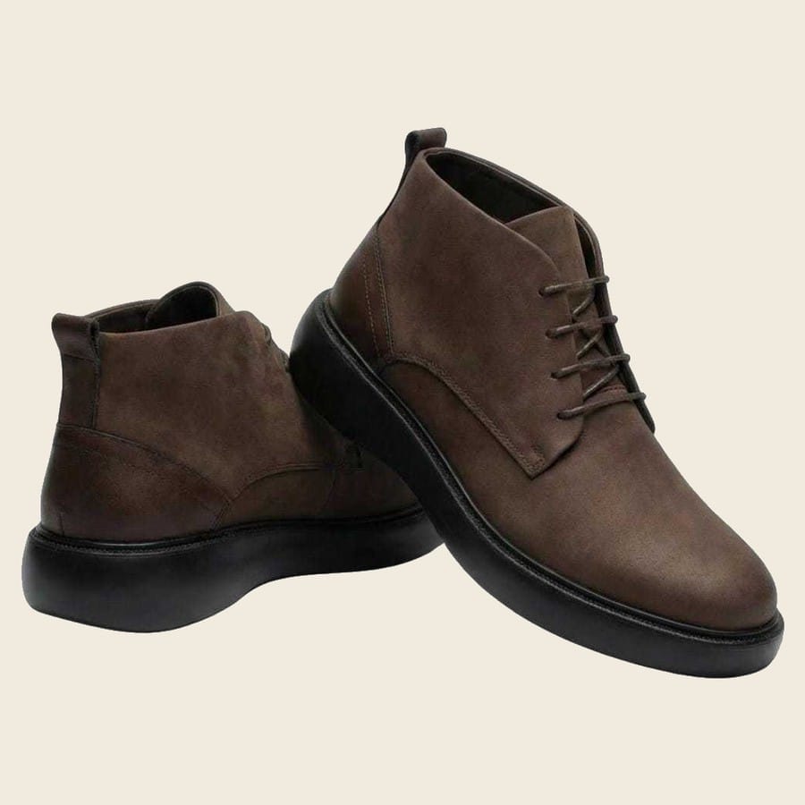 Élégance du Nubuck Marron